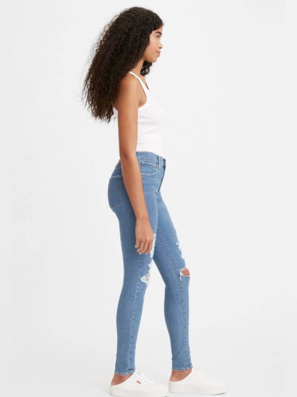 2 for $25- Levi’s 721 High Rise Skinny Women's Distressed Light Blue Jeans